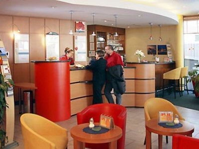 Ibis Hotel Brégence