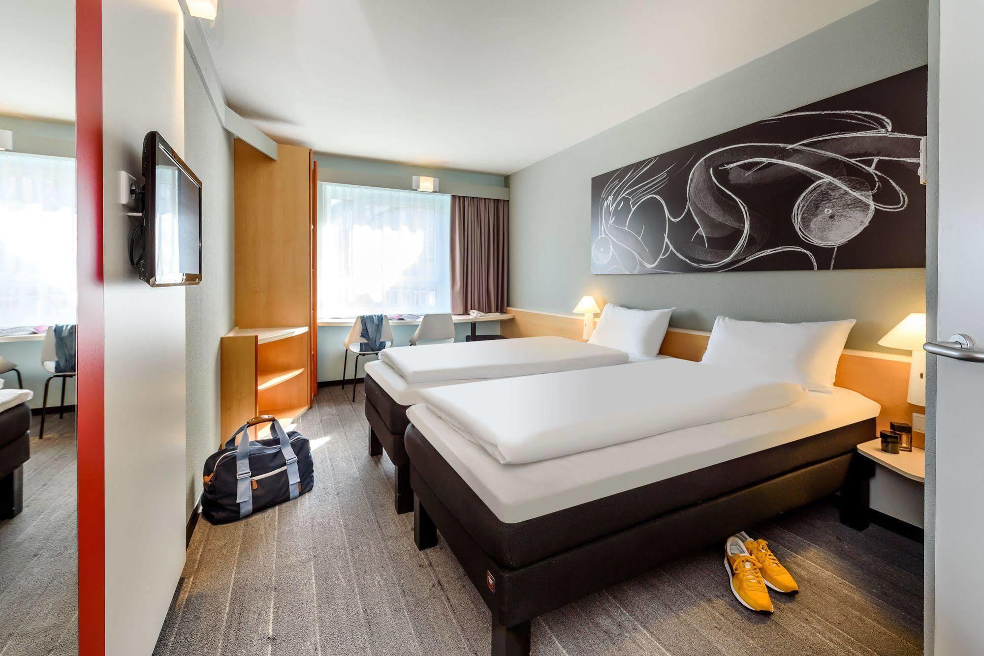 Ibis Hotel